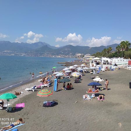 Holiday Home Casa Vacanze Salerno Exterior foto
